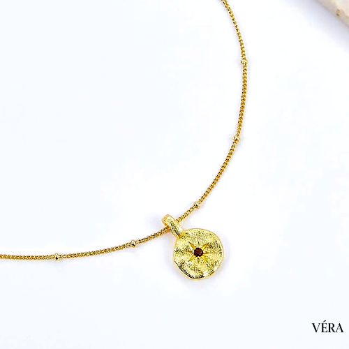 Collar doble dorado con piedras